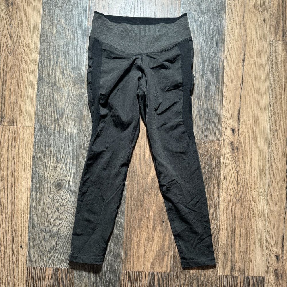 Lululemon Full Length Leggings in Black Women's Size 8